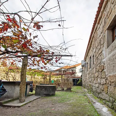 Casa Do Adro Do Суажу