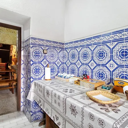 Дом отдыха Casa Do Adro Do *