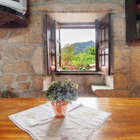 Дом отдыха Casa Do Adro Do Суажу