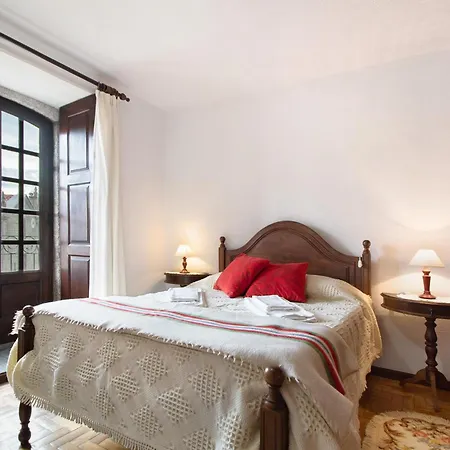 Casa Do Adro Do Суажу